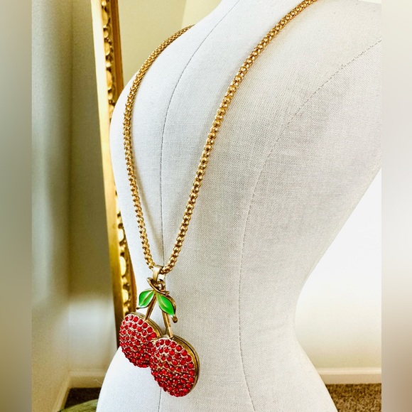Retro Red Rhinestone Cherry Pendant Necklace - Picture 3 of 14